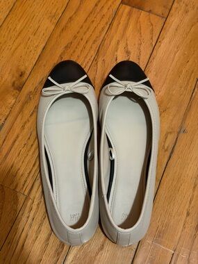 H&M Ivory and Black Cap-Toe Ballet Flats